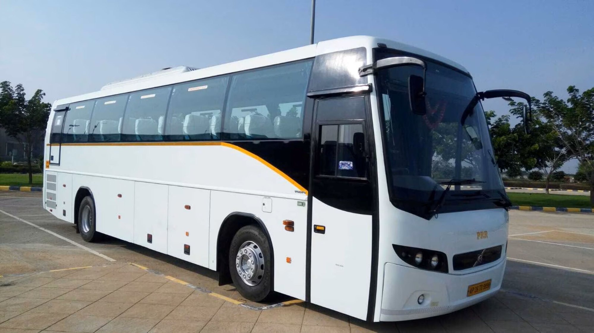 Jaisalmer Bus Rental